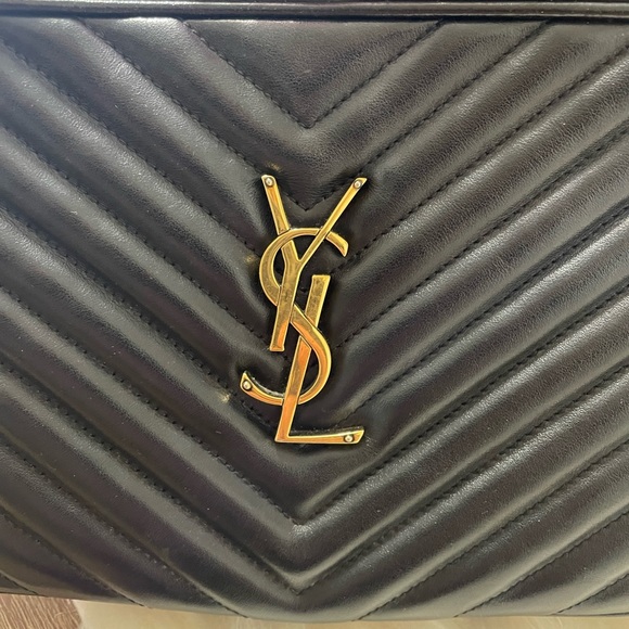 Saint Laurent Lou medium camera bag - Picture 3 of 8